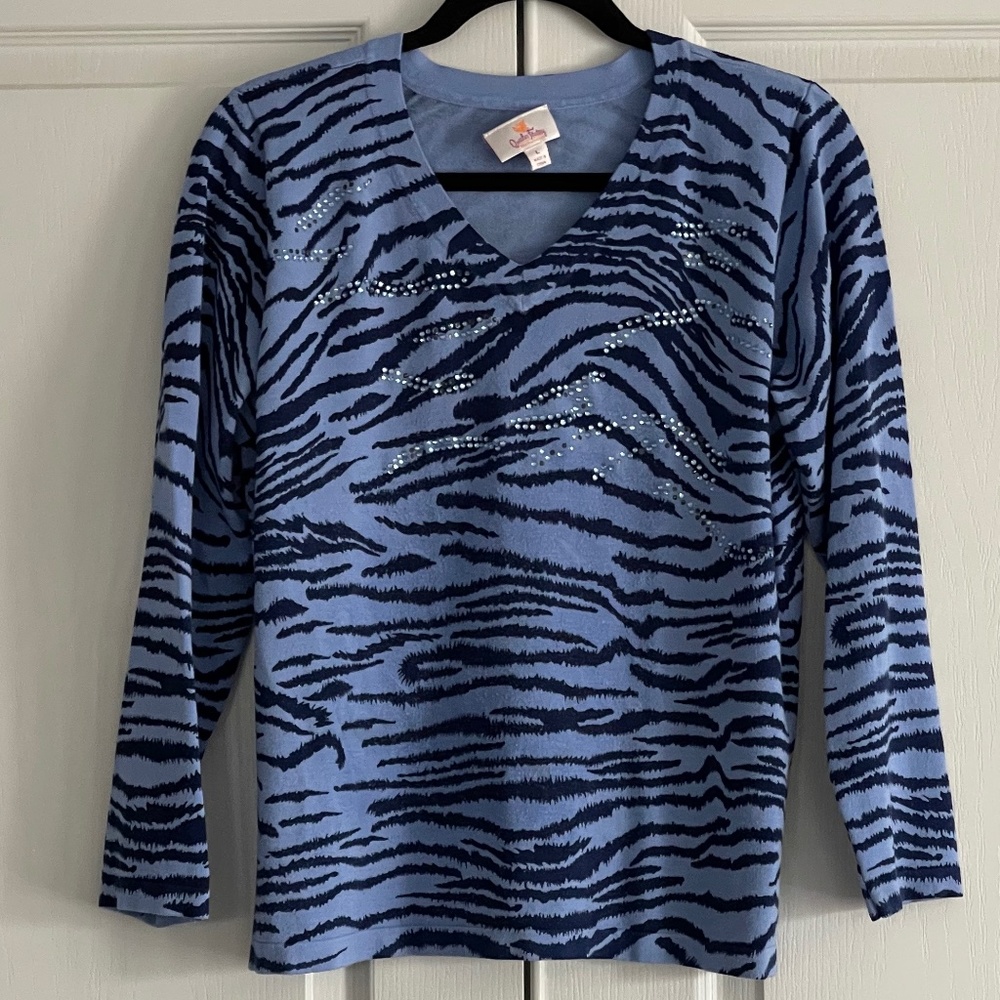 QUACKER FACTORY SWEATER W/EMBELLISHMENT. NICE!